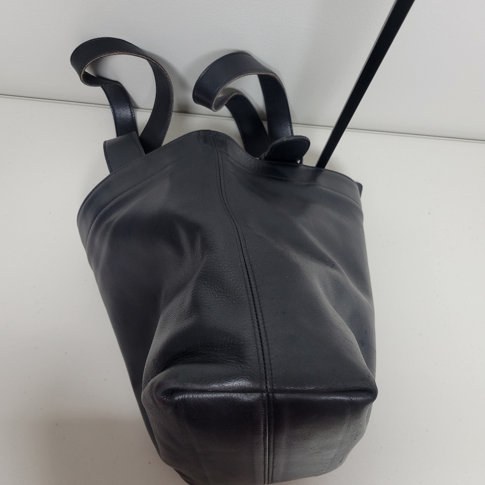 Vintage Coach Lafayette Leather Shoulder Bag #4140. - Picture 3 of 16
